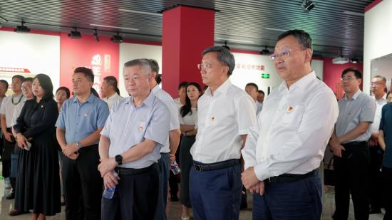 沉浸體驗+榜樣示范+專家講座 參會企業：這是一堂有血有肉的黨課